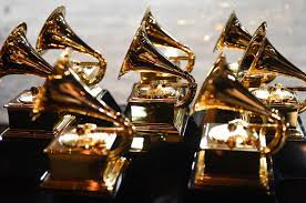 Cancelada ceremonia de los Premios Grammy por ola de covid-19
