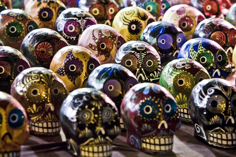 Esperan derrama económica de 3 mil 434 millones de pesos en México por Día de Muertos