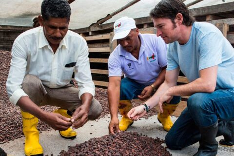 PACCARI deslumbra en FITUR 2024 con sus chocolates de origen ecuatoriano