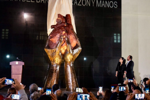 Tonalá celebra 150 años con develación de monumental obra de Karla de Lara